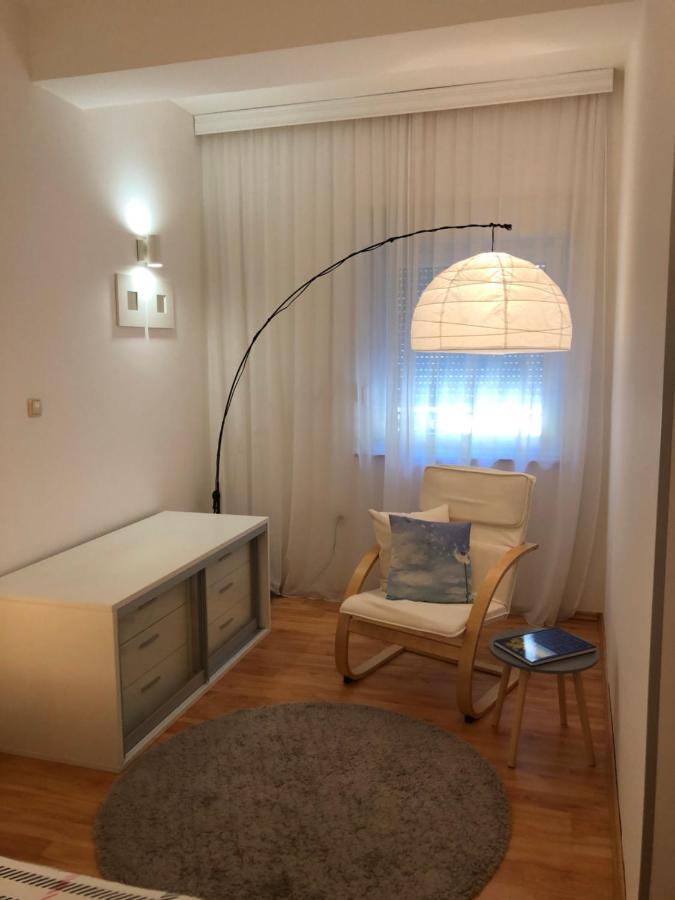 Apartment Natasa Palit Buitenkant foto